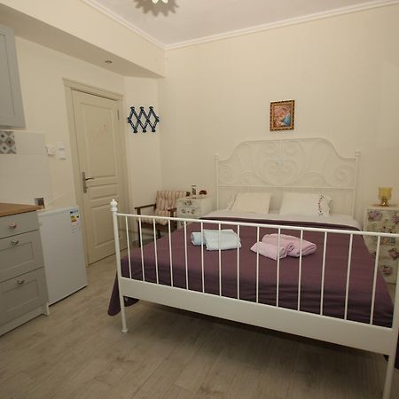 Angels Home Platanitis Buitenkant foto