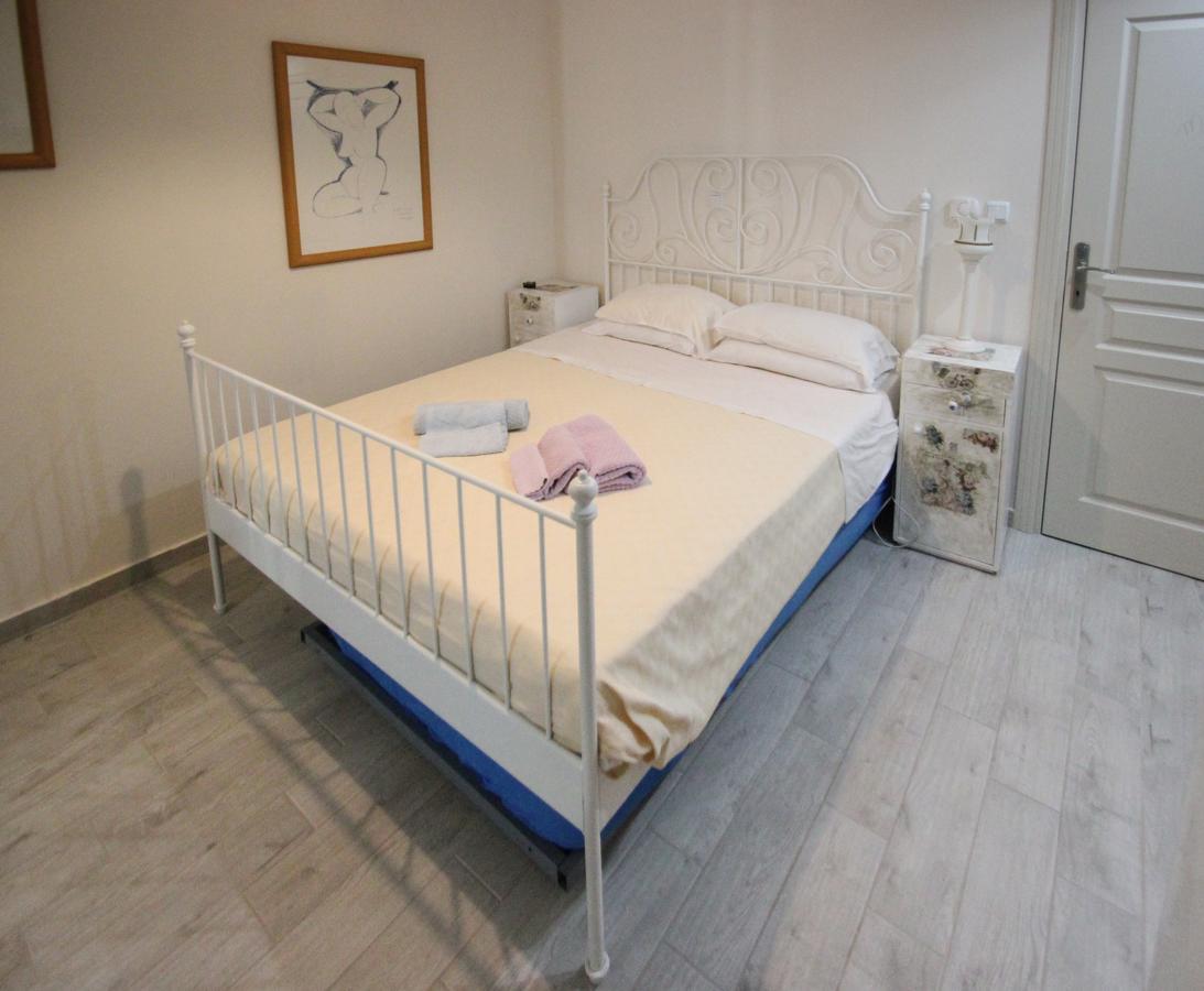 Angels Home Platanitis Buitenkant foto